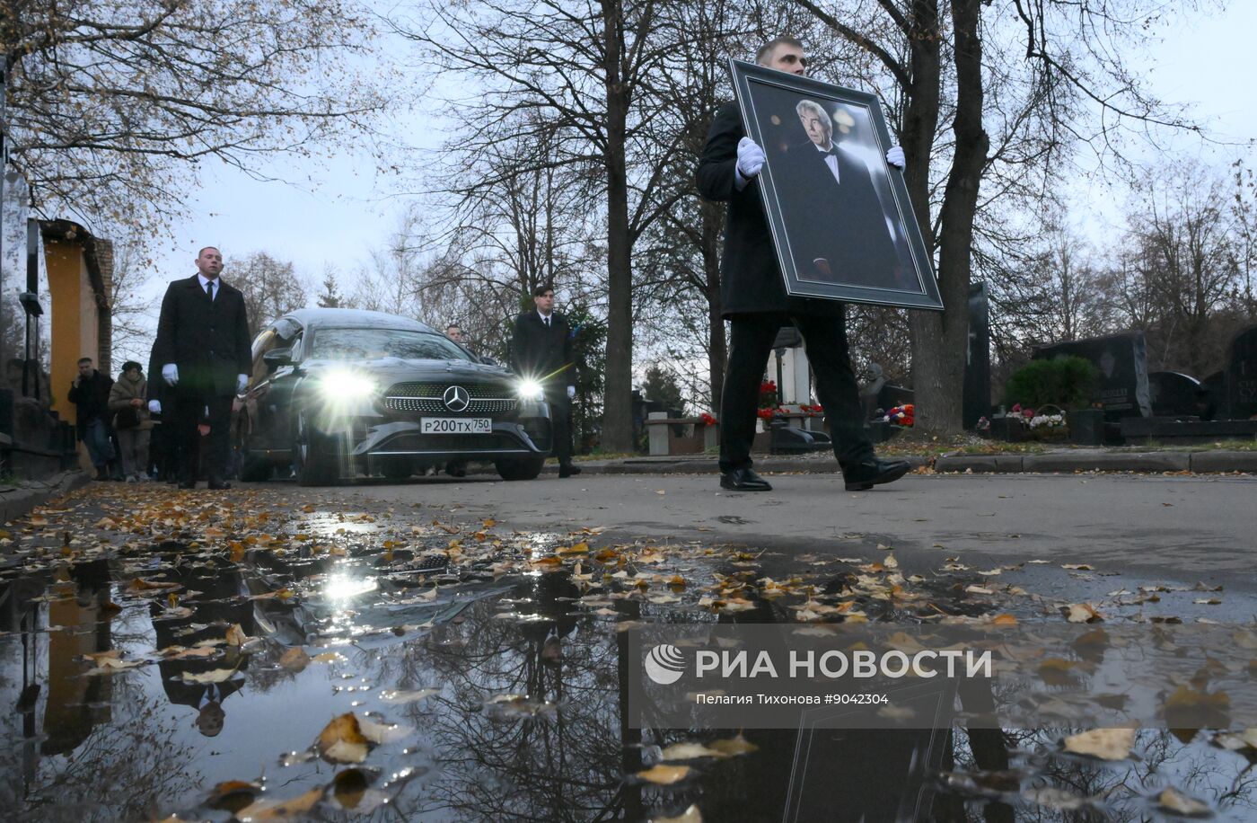 Прощание с телеведущим Юрием Николаевым