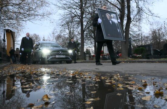 Прощание с телеведущим Юрием Николаевым