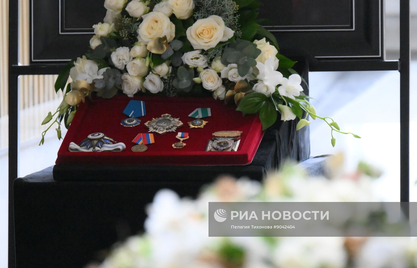 Прощание с телеведущим Юрием Николаевым