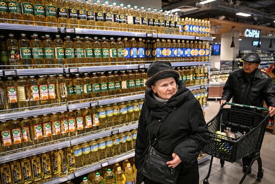 В России выросли цены на подсолнечное масло и говядину