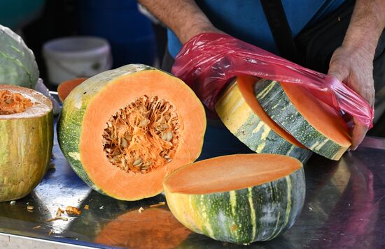 Сельскохозяйственная ярмарка в Симферополе