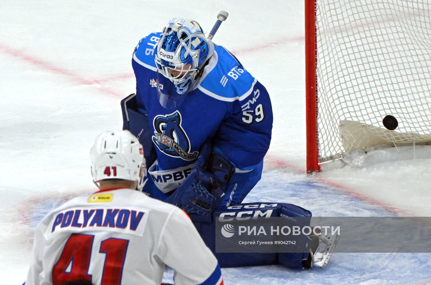 Хоккей. КХЛ. "Динамо" (Москва) - СКА (Санкт-Петербург)