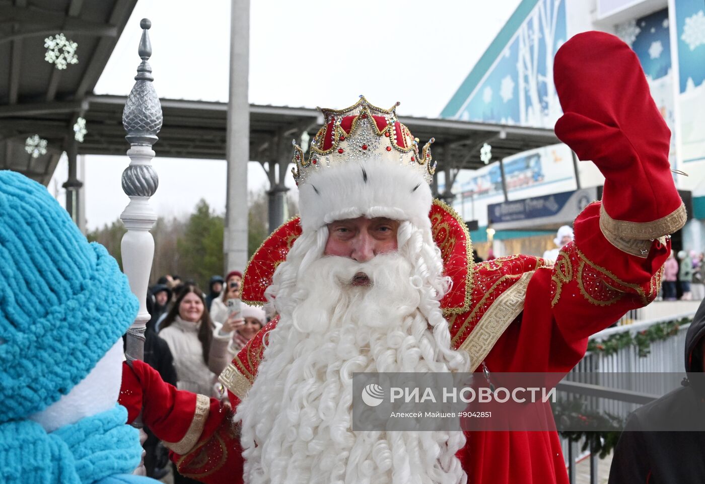Отправление поезда Деда Мороза из Великого Устюга