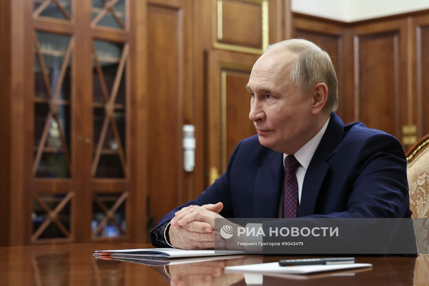 Президент Владимир Путин встретился с главой Сбербанка Германом Грефом