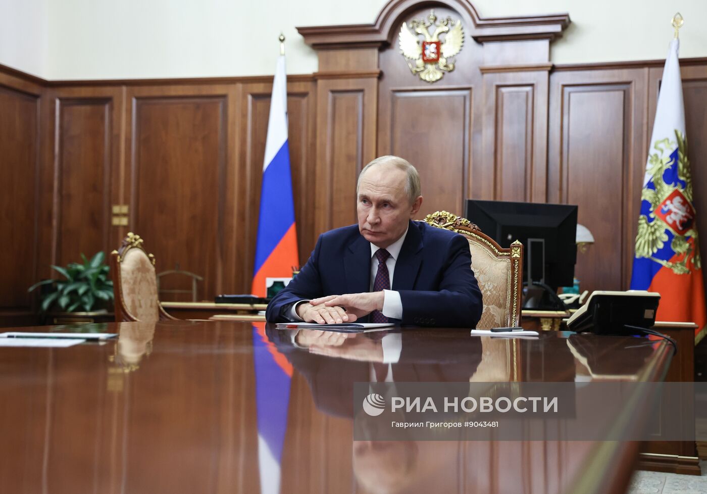 Президент Владимир Путин встретился с главой Сбербанка Германом Грефом