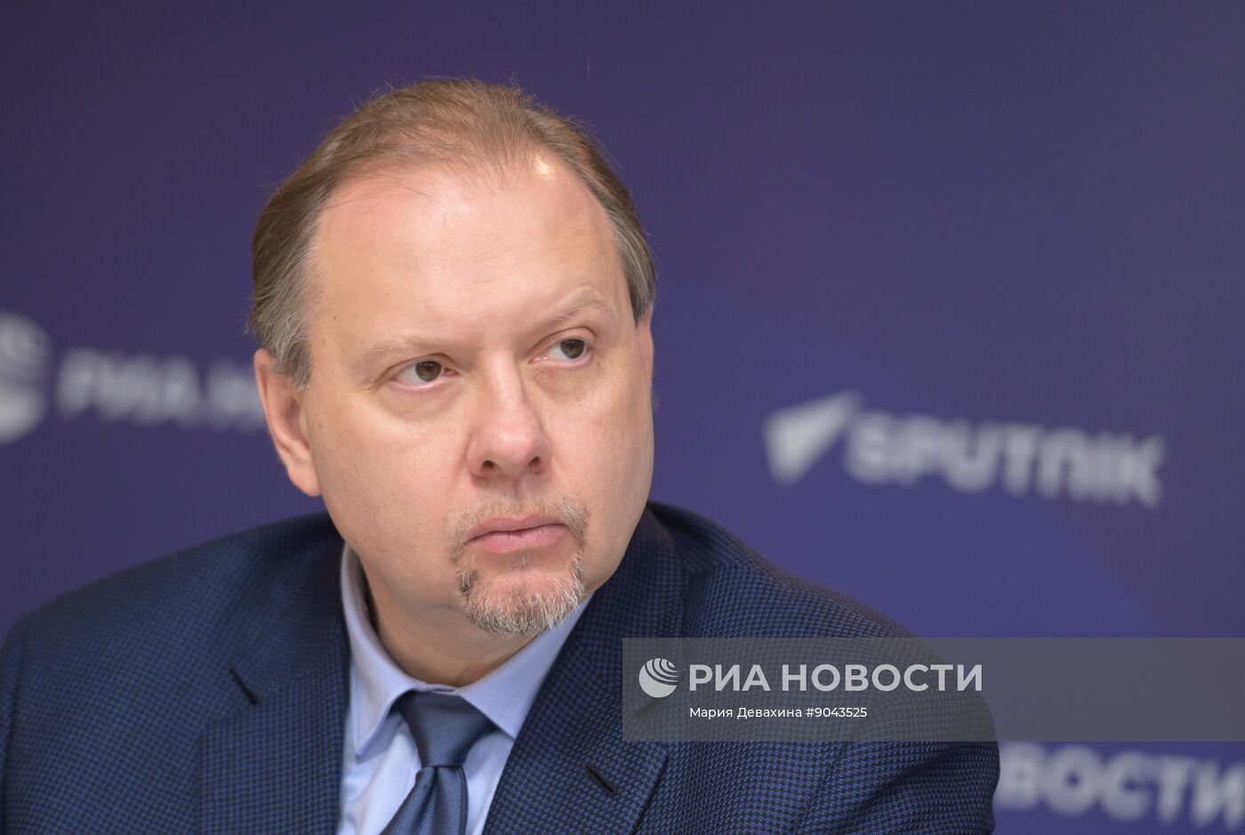 Видеомост Москва - Тбилиси - Душанбе, посвященный 15-летию Евразийского центра имени Льва Гумилёва