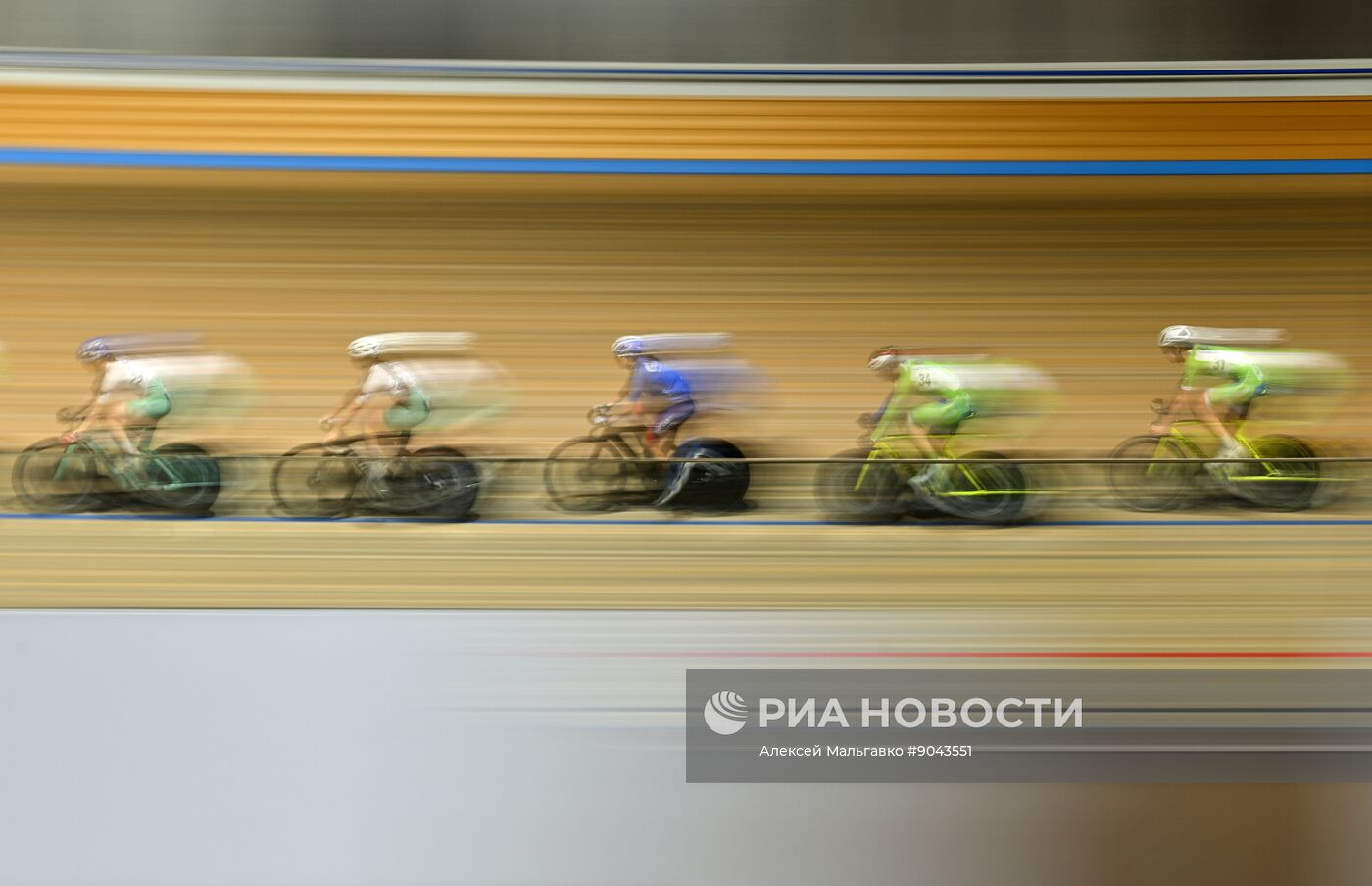 Велогонка на треке в Омске