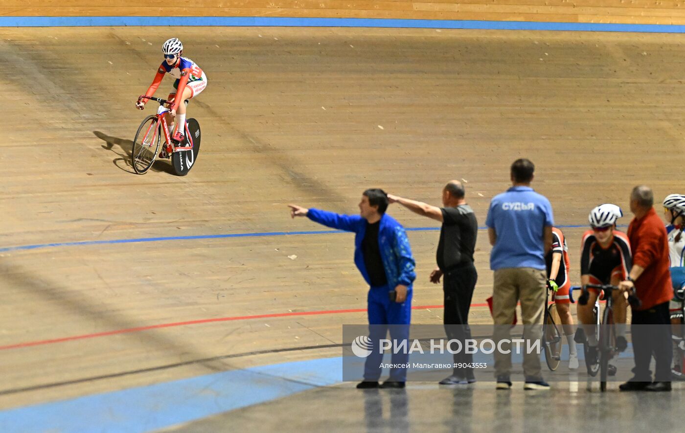 Велогонка на треке в Омске