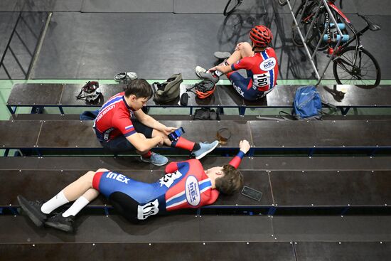 Велогонка на треке в Омске