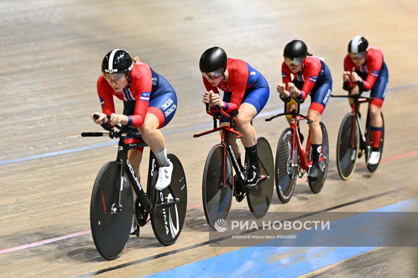 Велогонка на треке в Омске