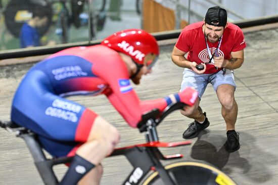 Велогонка на треке в Омске