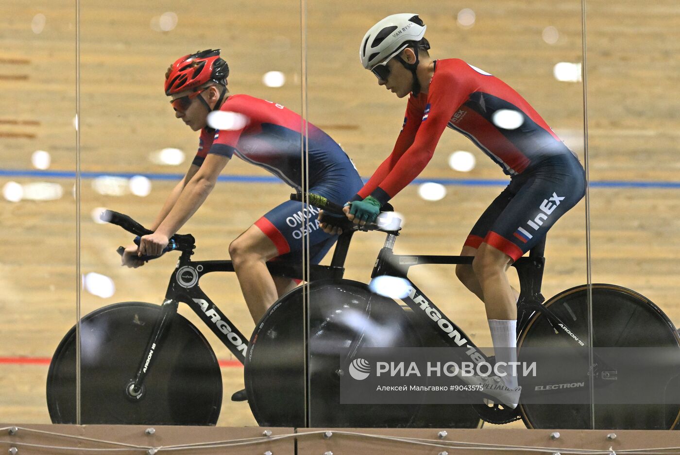 Велогонка на треке в Омске