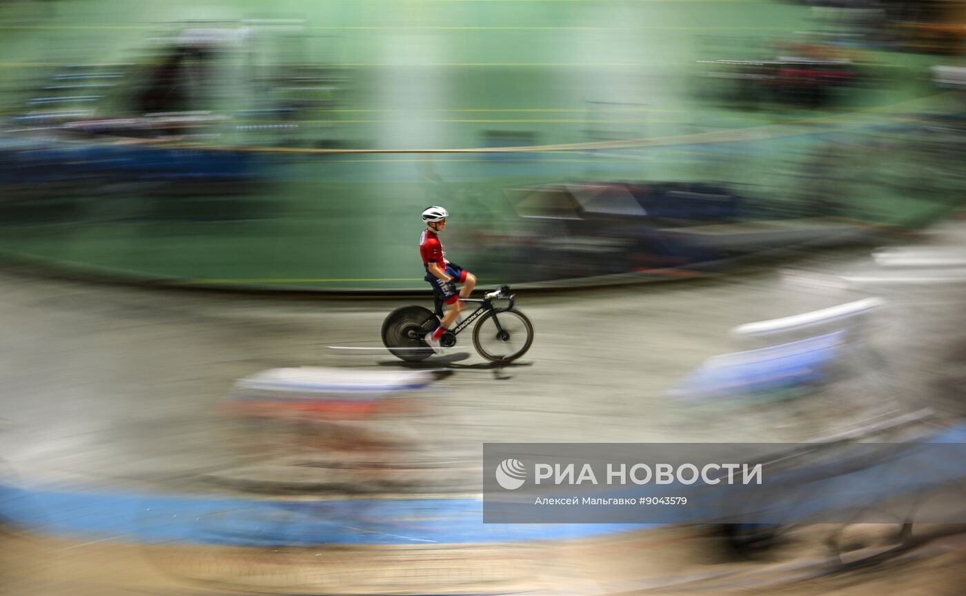 Велогонка на треке в Омске
