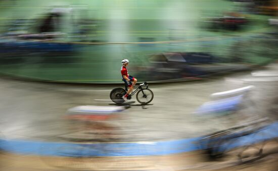 Велогонка на треке в Омске