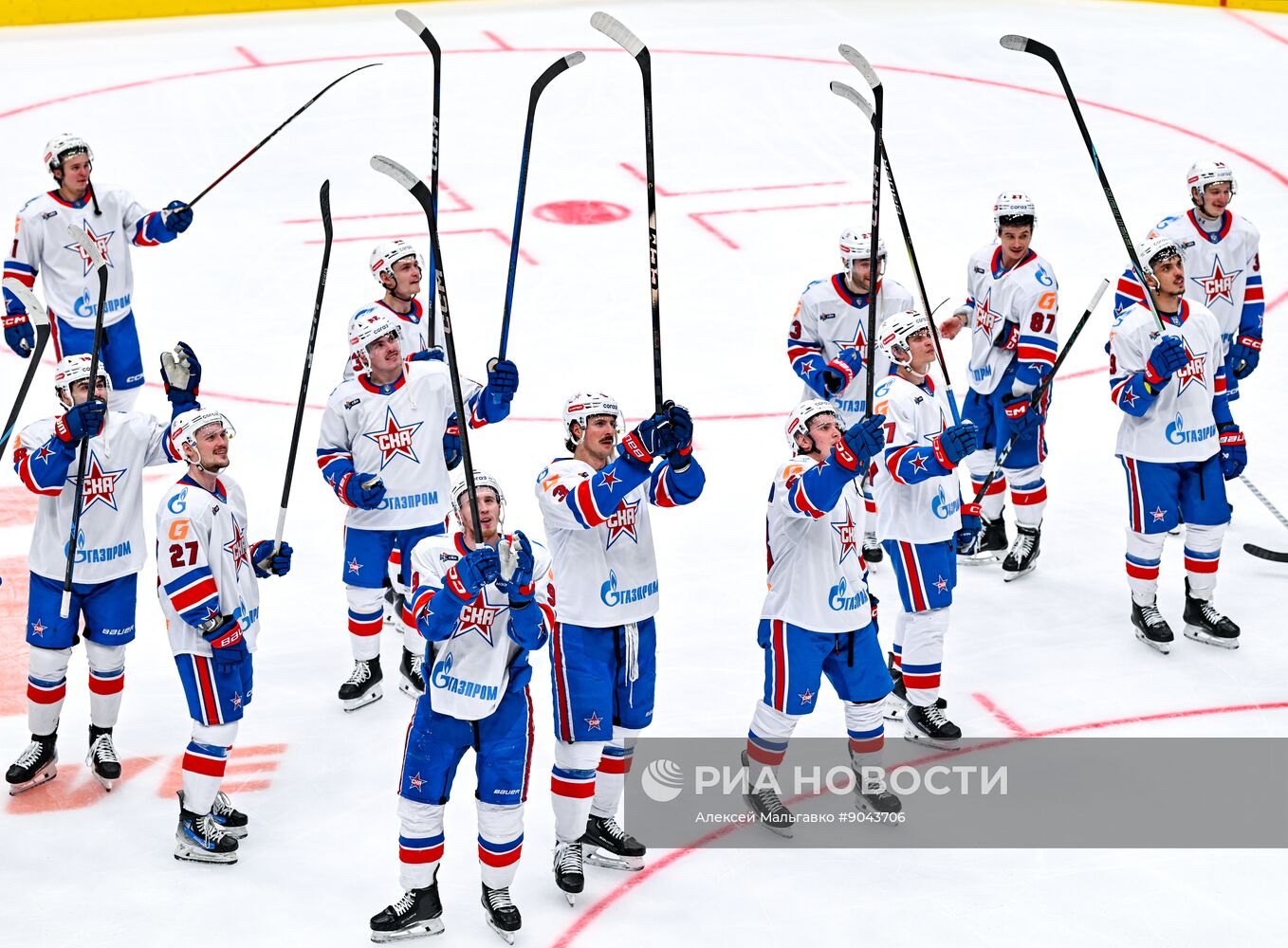 Хоккей. КХЛ. "Авангард" (Омск) - СКА (Санкт-Петербург)