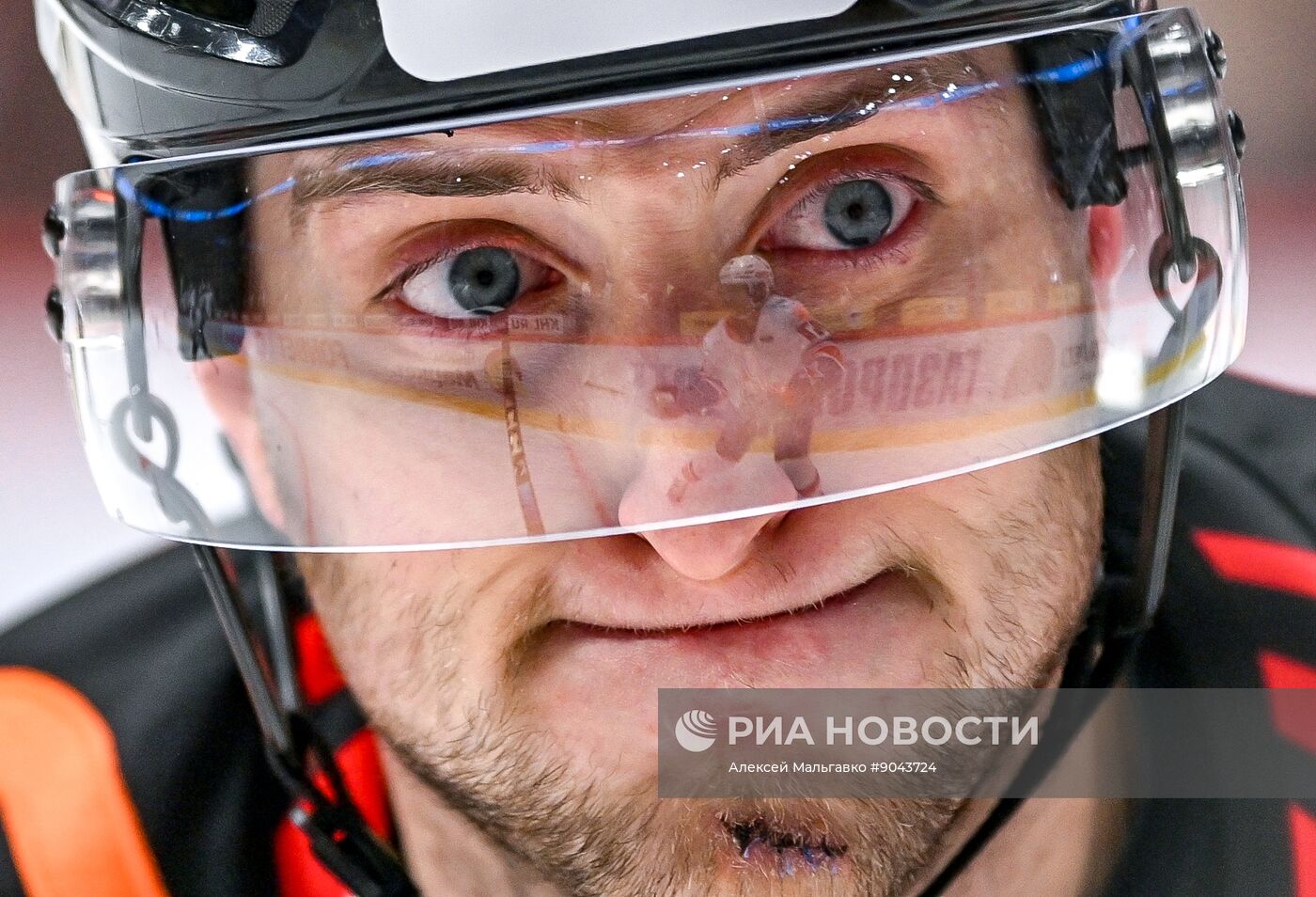 Хоккей. КХЛ. "Авангард" (Омск) - СКА (Санкт-Петербург)