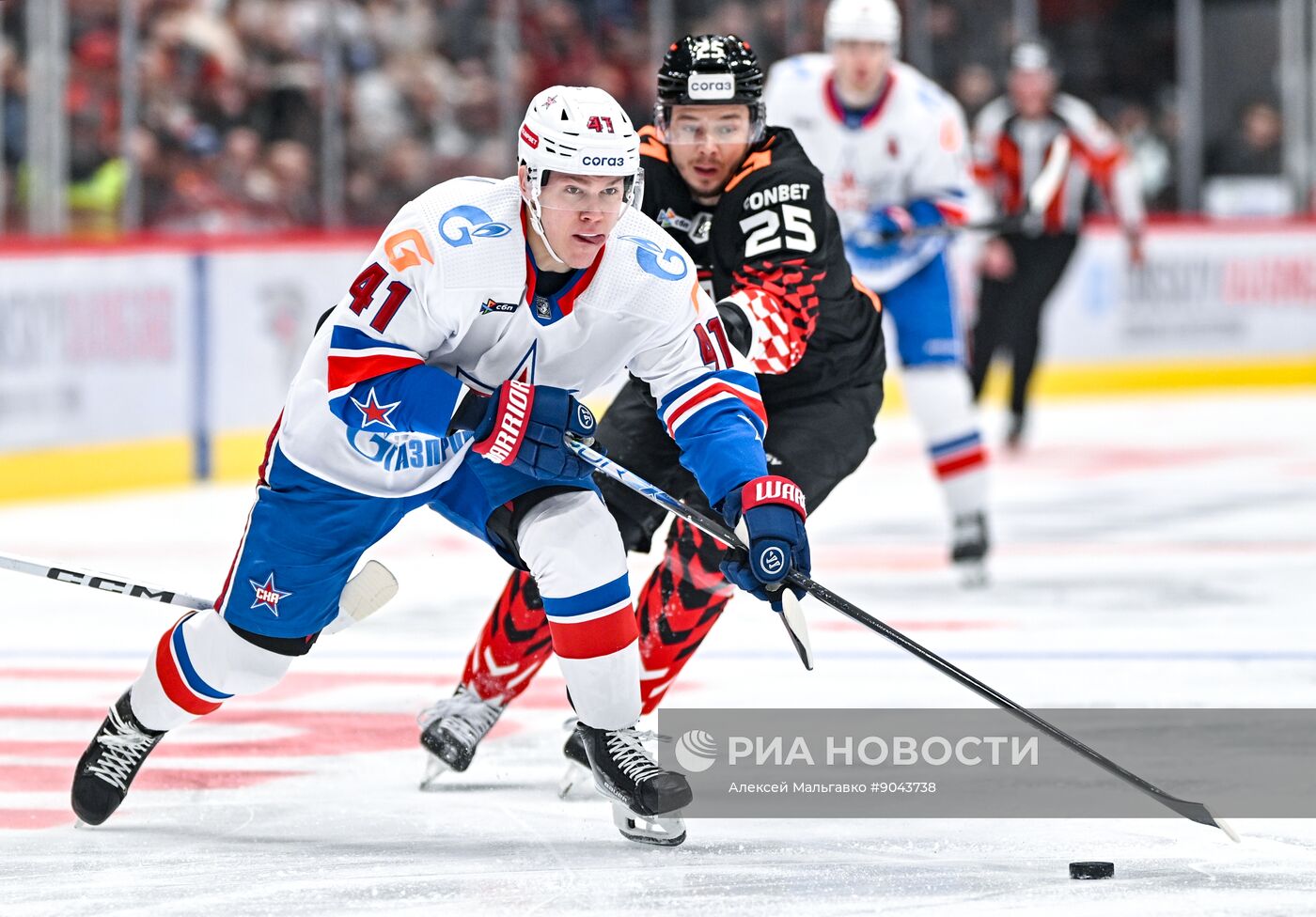 Хоккей. КХЛ. "Авангард" (Омск) - СКА (Санкт-Петербург)