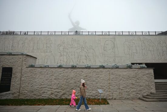 Мемориальный комплекс "Героям Сталинградской битвы" в Волгограде