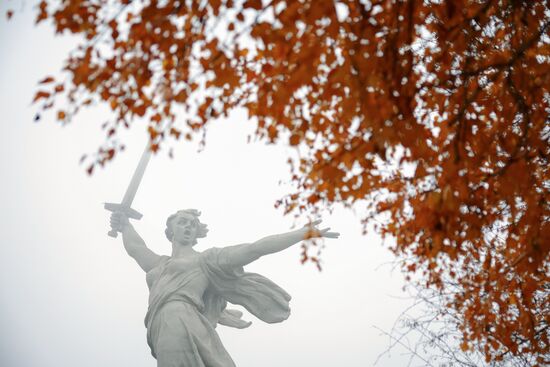 Мемориальный комплекс "Героям Сталинградской битвы" в Волгограде