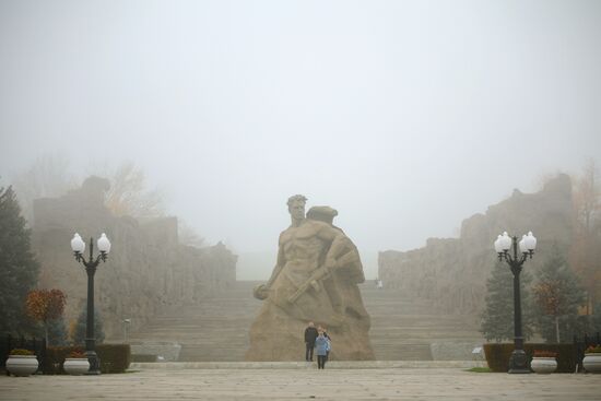 Мемориальный комплекс "Героям Сталинградской битвы" в Волгограде