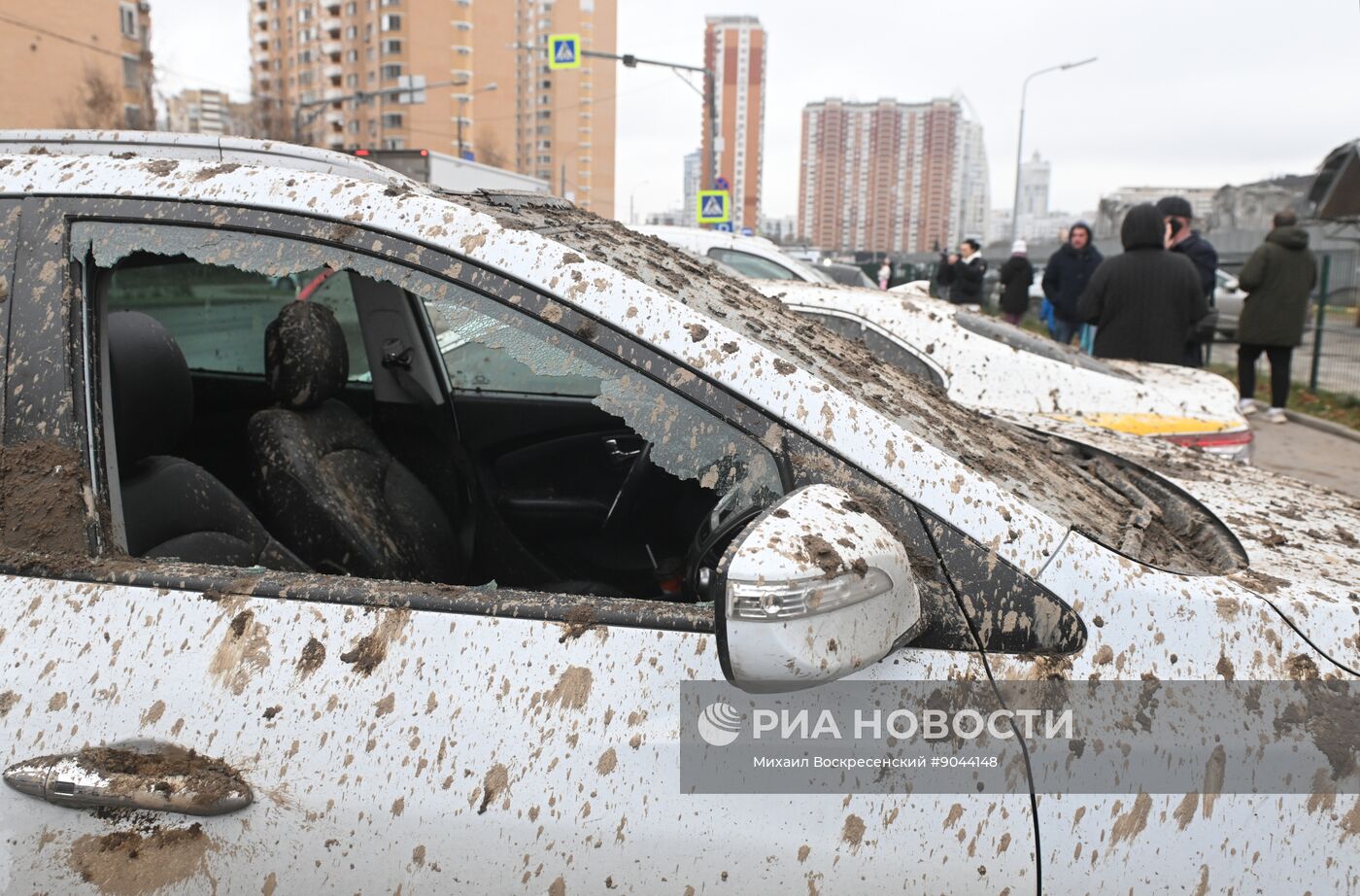Обрушение конструкции горнолыжного комплекса "Снежком" в Красногорске