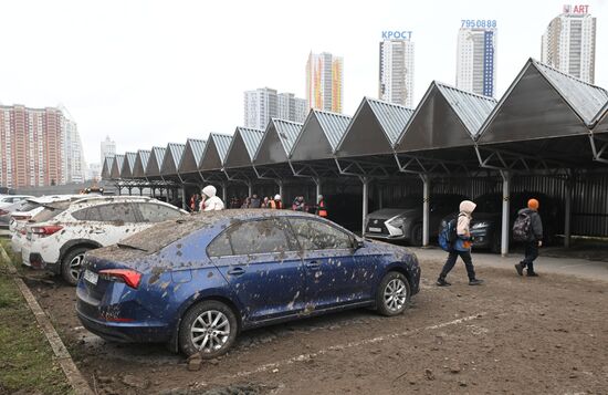 Обрушение конструкции горнолыжного комплекса "Снежком" в Красногорске