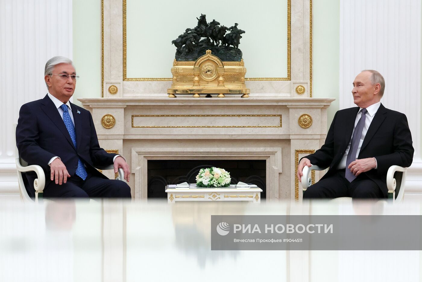 Президент Владимир Путин провел переговоры с президентом Казахстана Касым-Жомартом Токаевым