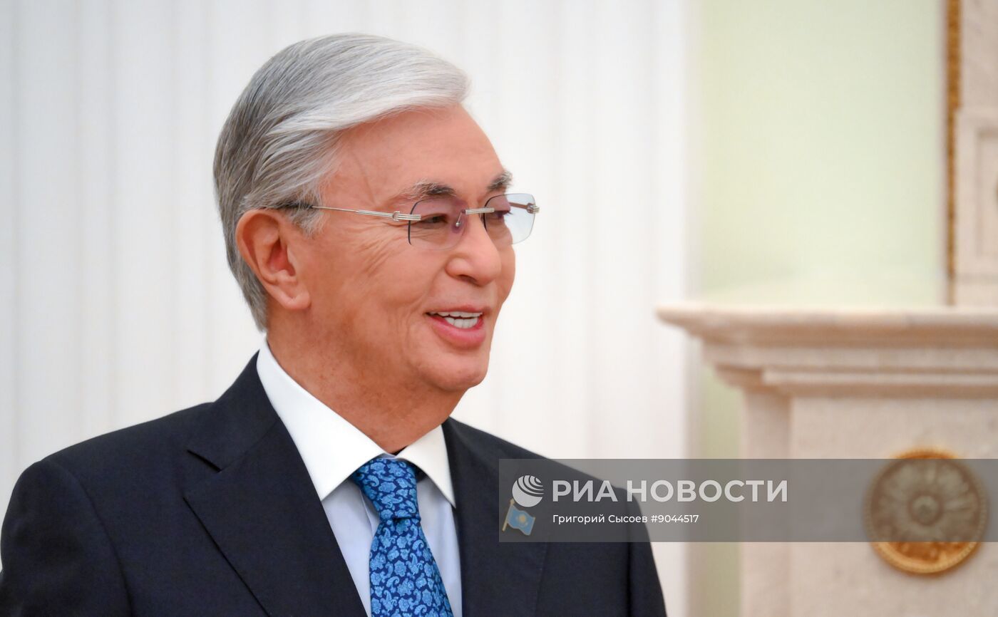 Президент Владимир Путин провел переговоры с президентом Казахстана Касым-Жомартом Токаевым