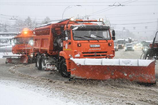 Снег в Новосибирске