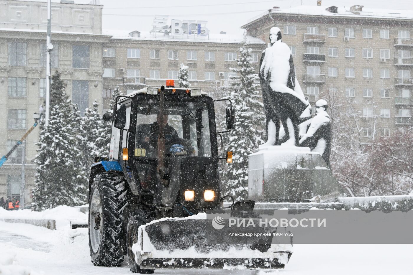 Снег в Новосибирске