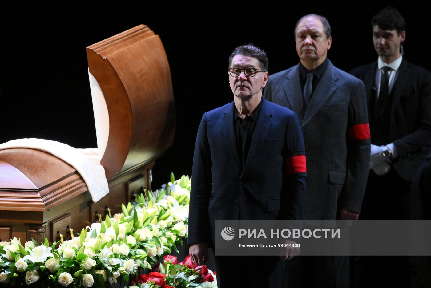 Прощание c народным артистом России Владимиром Симоновым