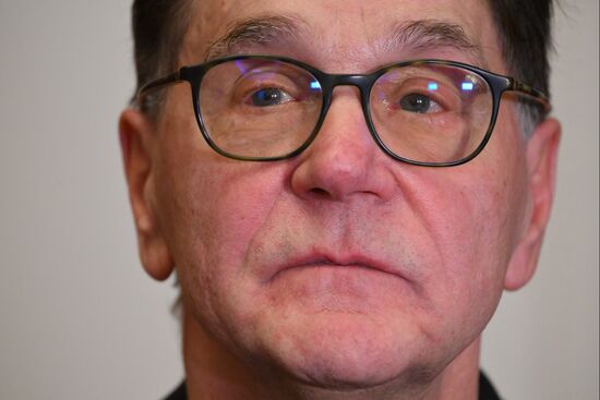 Прощание c народным артистом России Владимиром Симоновым