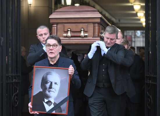 Прощание c народным артистом России Владимиром Симоновым