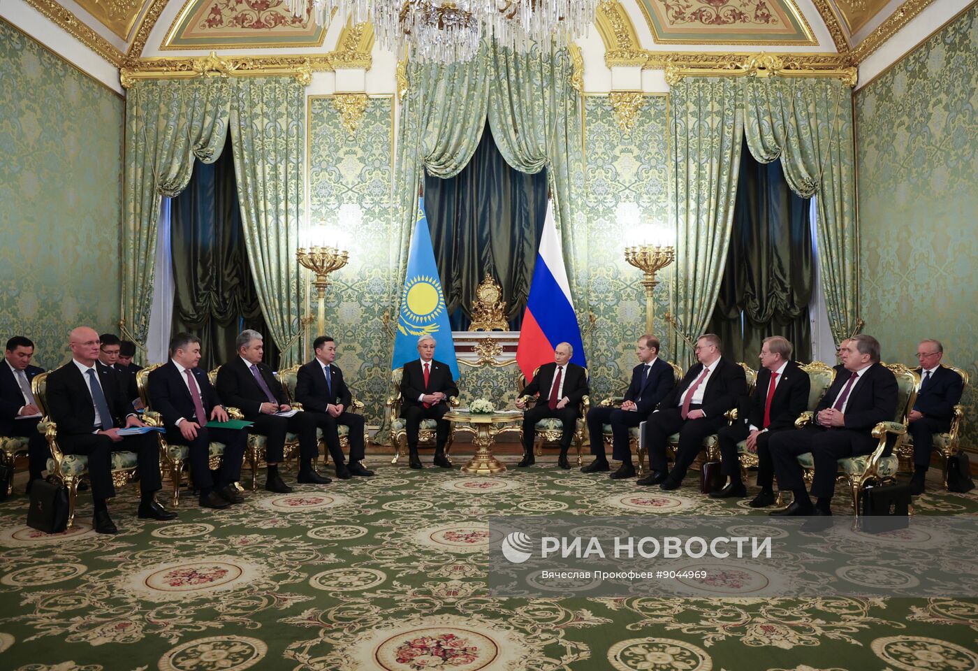 Переговоры президента Владимира Путина и президента Казахстана Касым-Жомарта Токаева