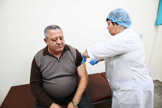 Ежегодная вакцинация в Крыму против гриппа