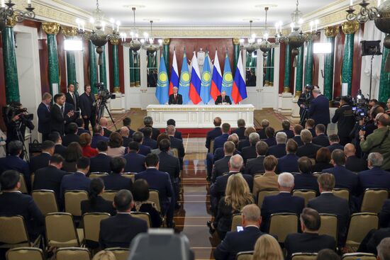 Переговоры президента Владимира Путина и президента Казахстана Касым-Жомарта Токаева