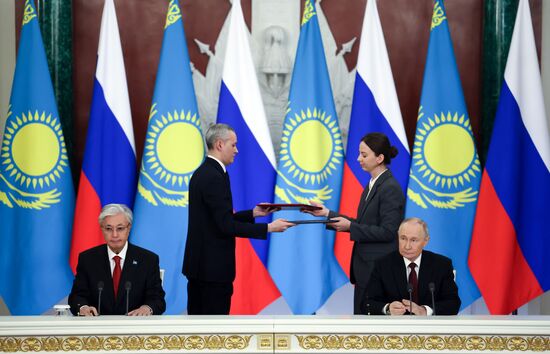 Переговоры президента Владимира Путина и президента Казахстана Касым-Жомарта Токаева