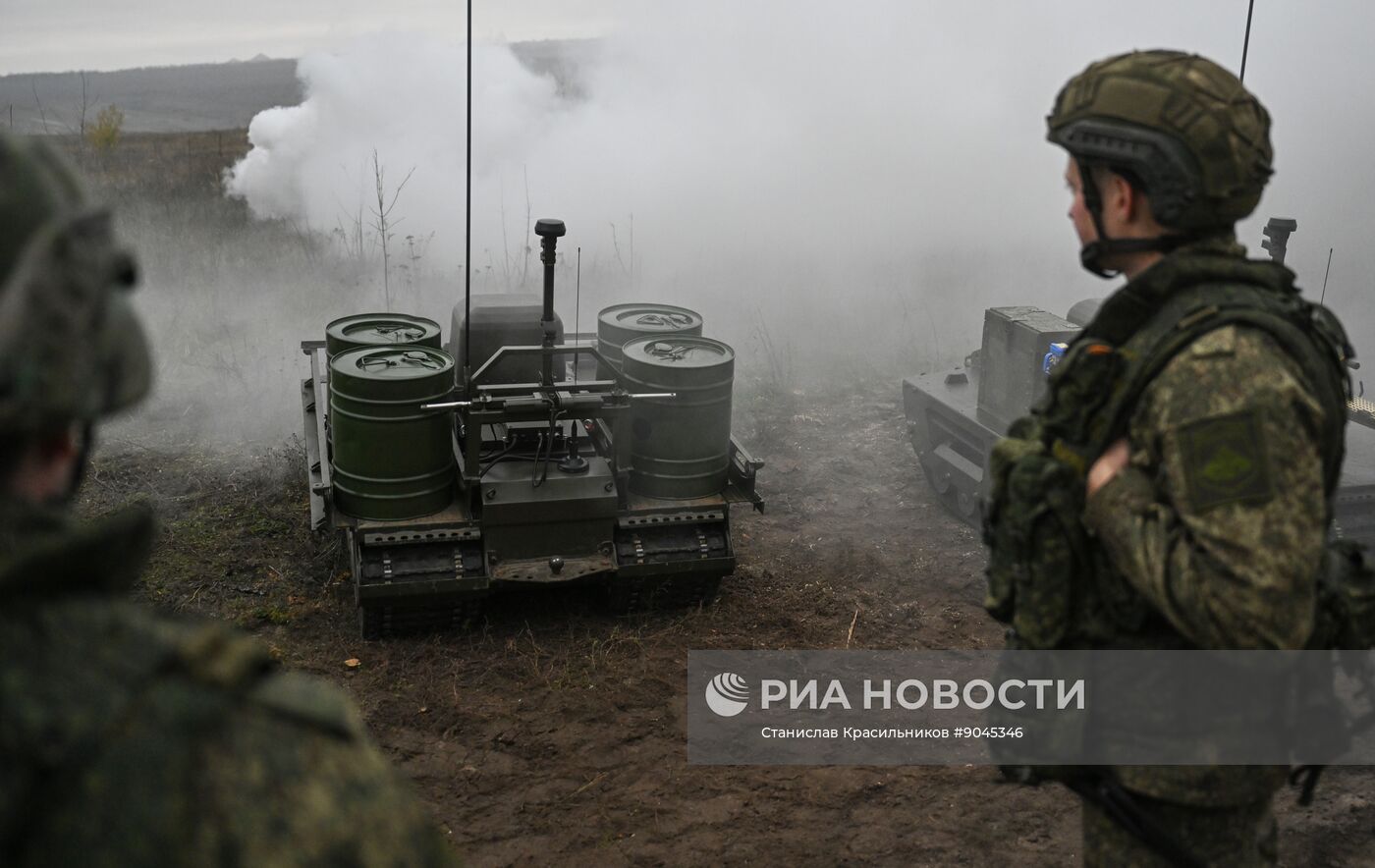 Подготовка операторов робототехнических комплексов "Курьер" войск РХБЗ группировки "Центр" 