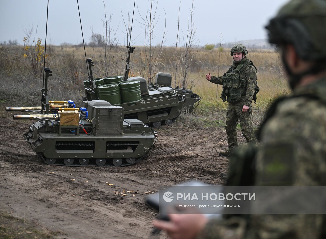 Подготовка операторов робототехнических комплексов "Курьер" войск РХБЗ группировки "Центр" 