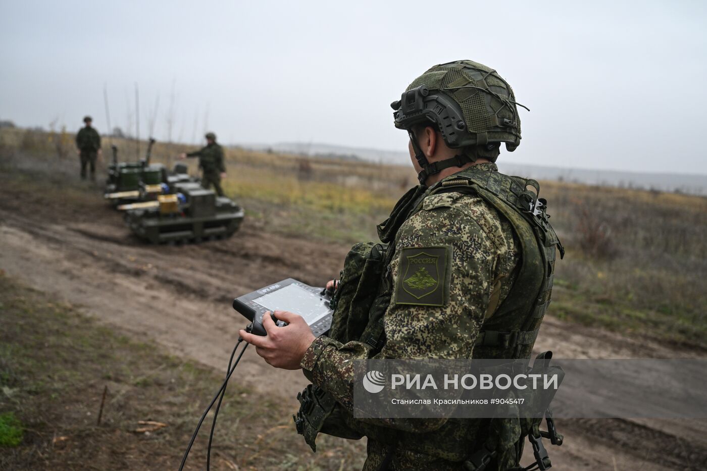 Подготовка операторов робототехнических комплексов "Курьер" войск РХБЗ группировки "Центр"