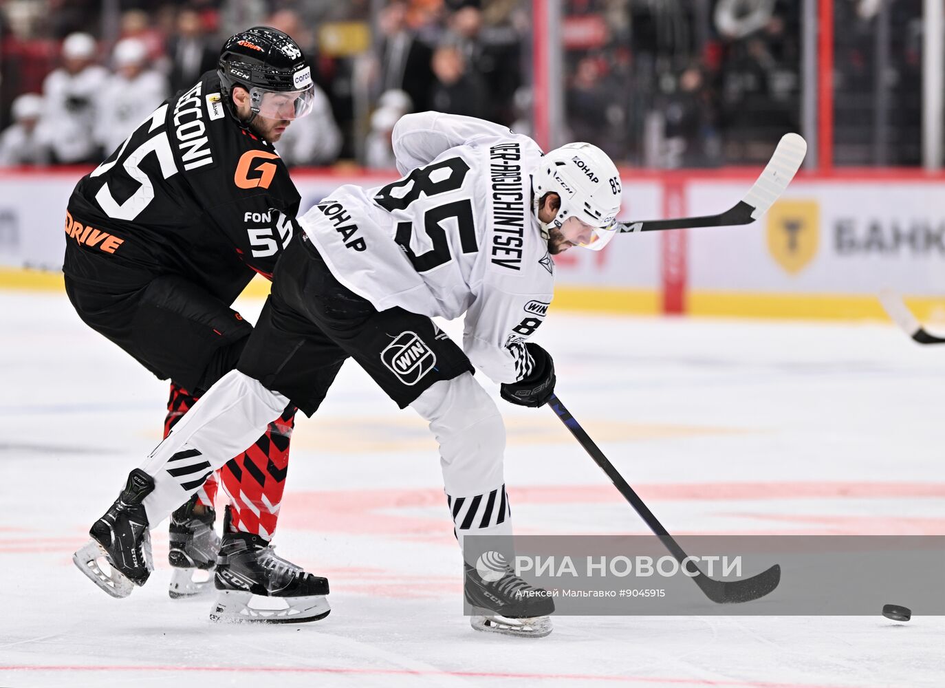 Хоккей. КХЛ. "Авангард" (Омск) - "Трактор" (Челябинск)