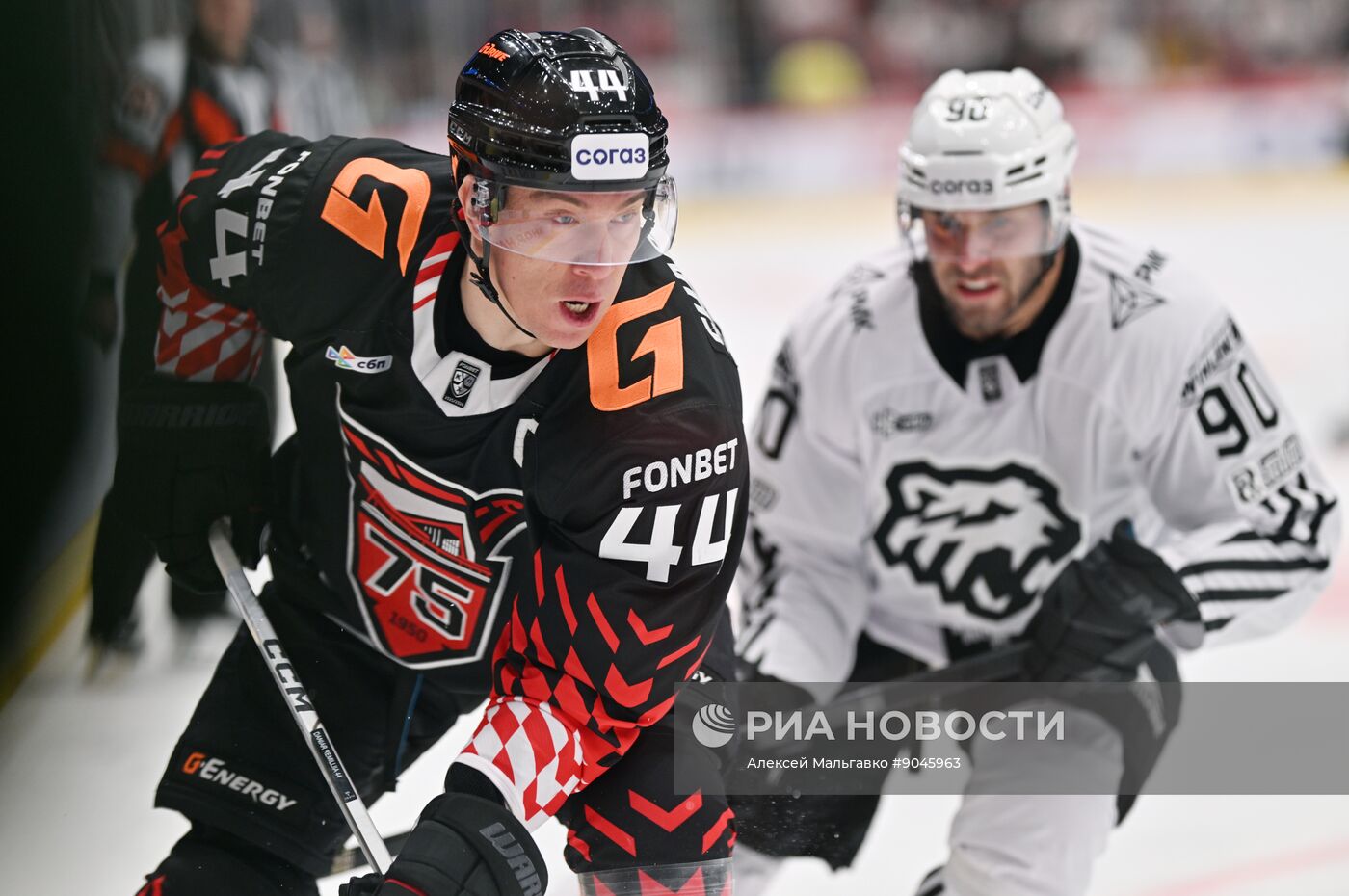 Хоккей. КХЛ. "Авангард" (Омск) - "Трактор" (Челябинск)