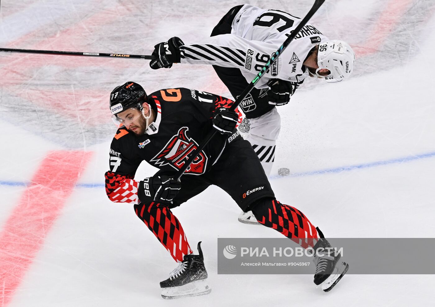 Хоккей. КХЛ. "Авангард" (Омск) - "Трактор" (Челябинск)