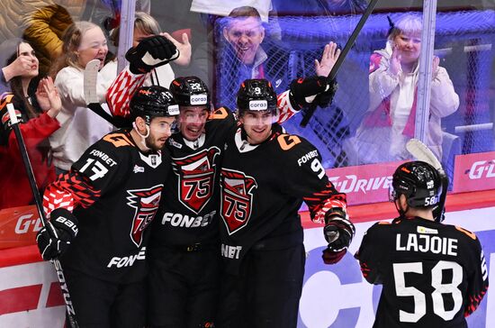 Хоккей. КХЛ. "Авангард" (Омск) - "Трактор" (Челябинск)