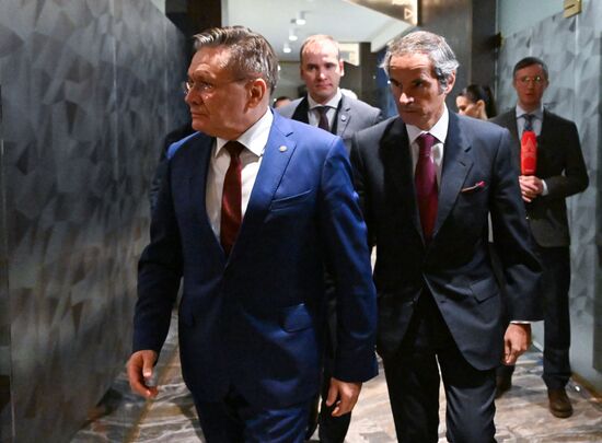 Встреча главы "Росатома" Алексея Лихачева и гендиректора МАГАТЭ Рафаэля Гросси