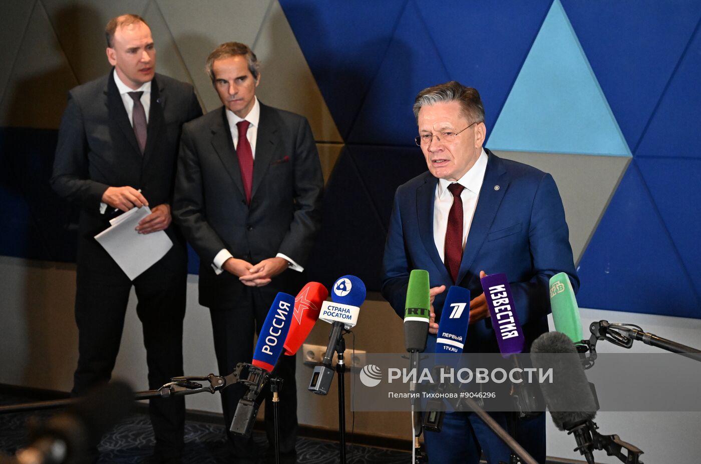 Встреча главы "Росатома" Алексея Лихачева и гендиректора МАГАТЭ Рафаэля Гросси