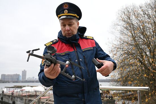 Подготовка спасателей к обеспечению безопасности на водоемах Москвы в зимний период 