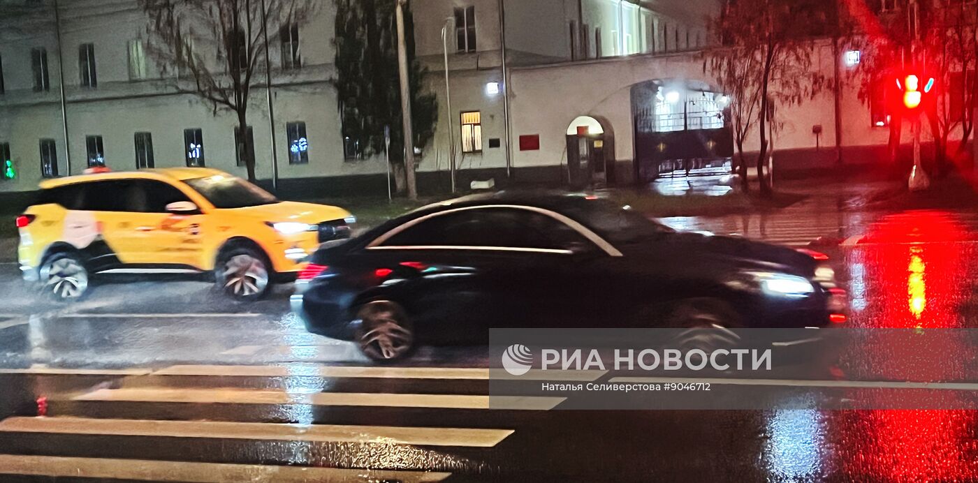 Дождь в Москве