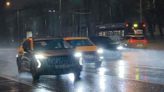 Дождь в Москве