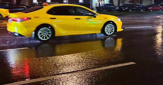 Дождь в Москве